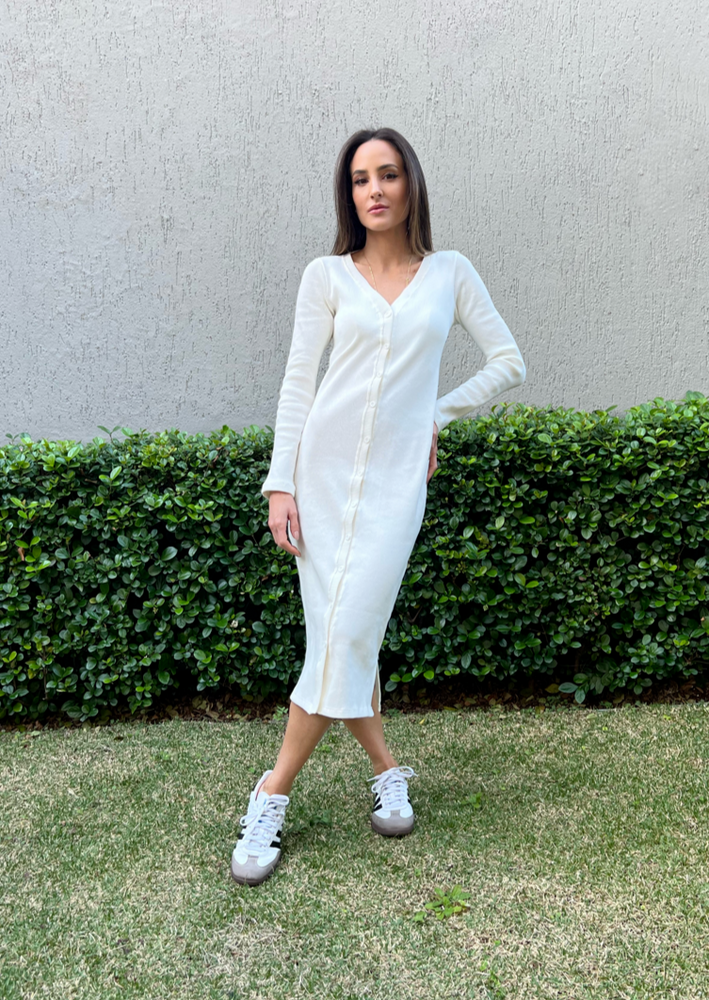 
                      
                        Vestido Isa Off White
                      
                    